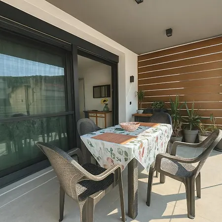Lefka Summer House
