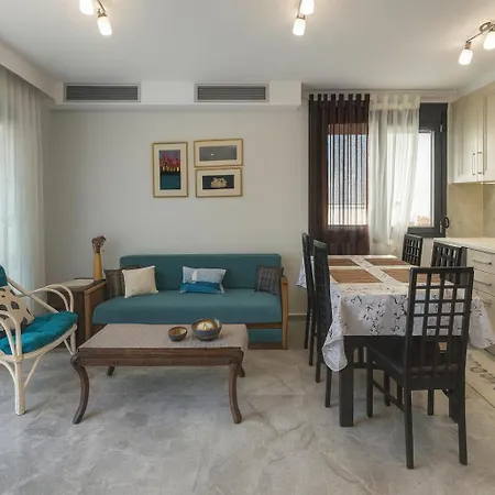 Lefka Summer House Néa Péramos